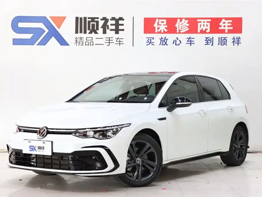 Volkswagen Golf 2023 из CN, фото 1