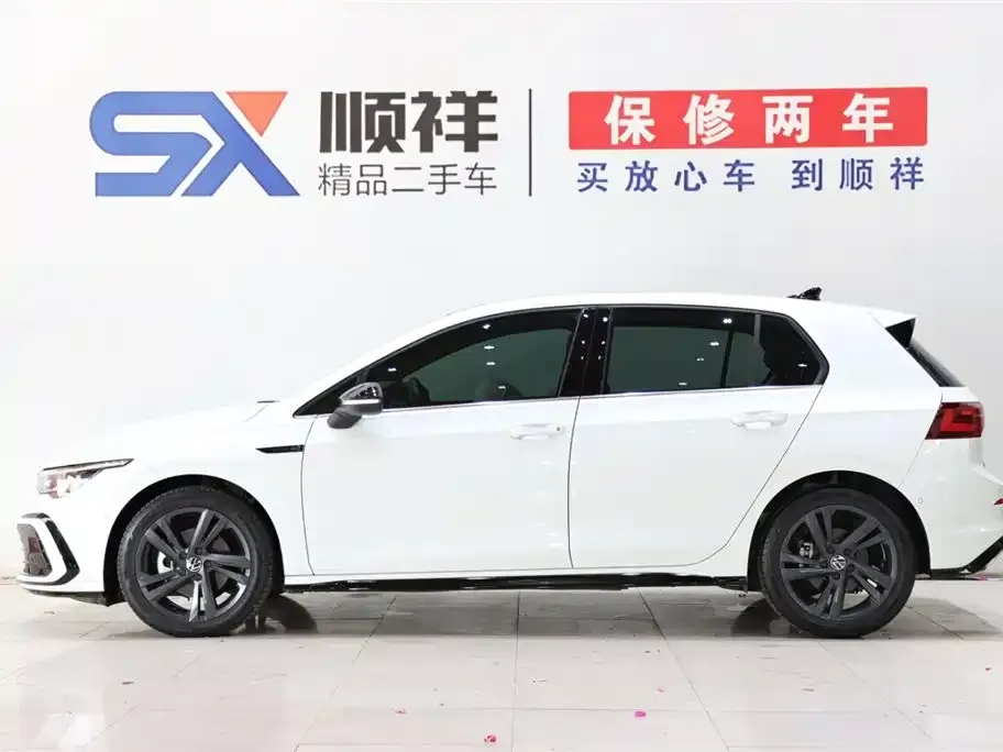 Volkswagen Golf 2023 из CN, фото 6