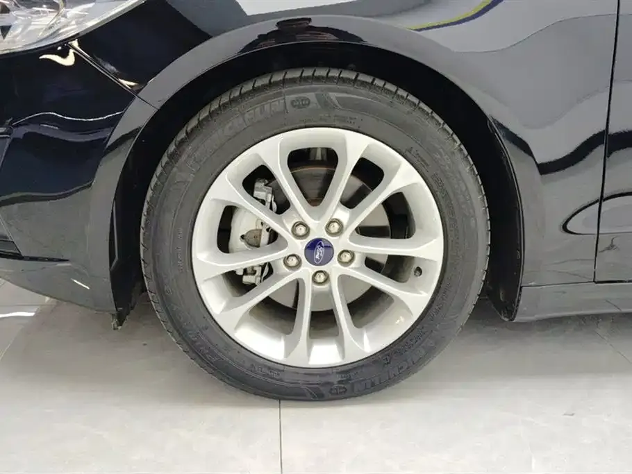Ford Mondeo 2021 из CN, фото 3