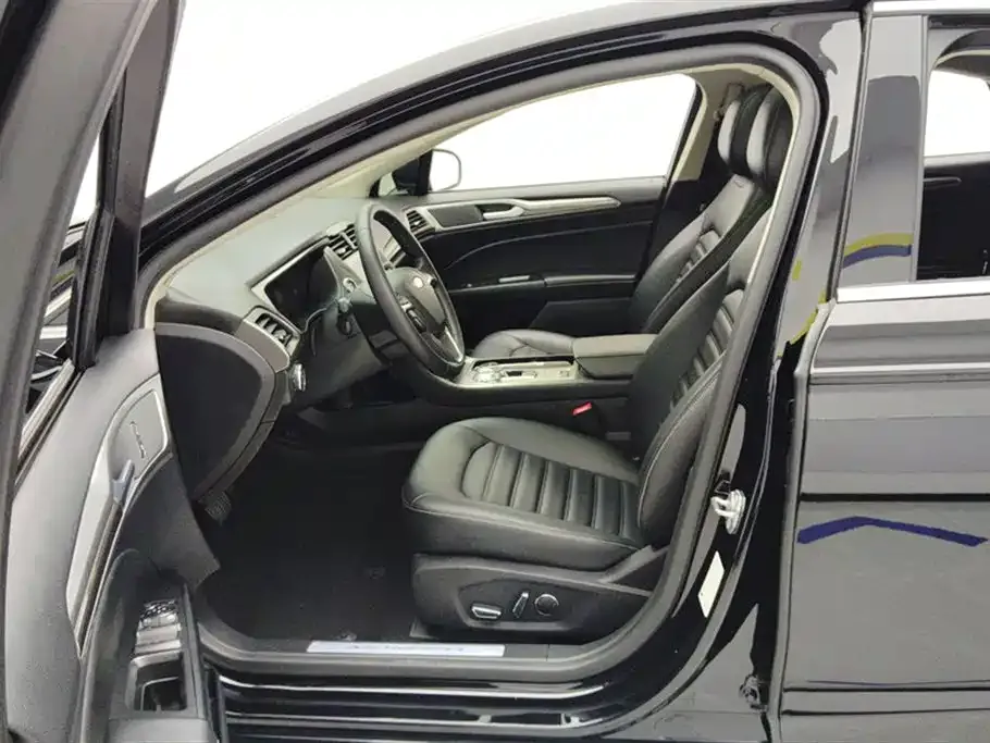 Ford Mondeo 2021 из CN, фото 10