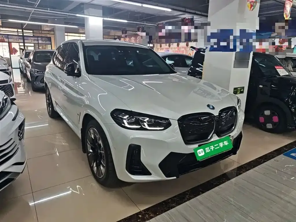 BMW iX3 2024 из CN, фото 9