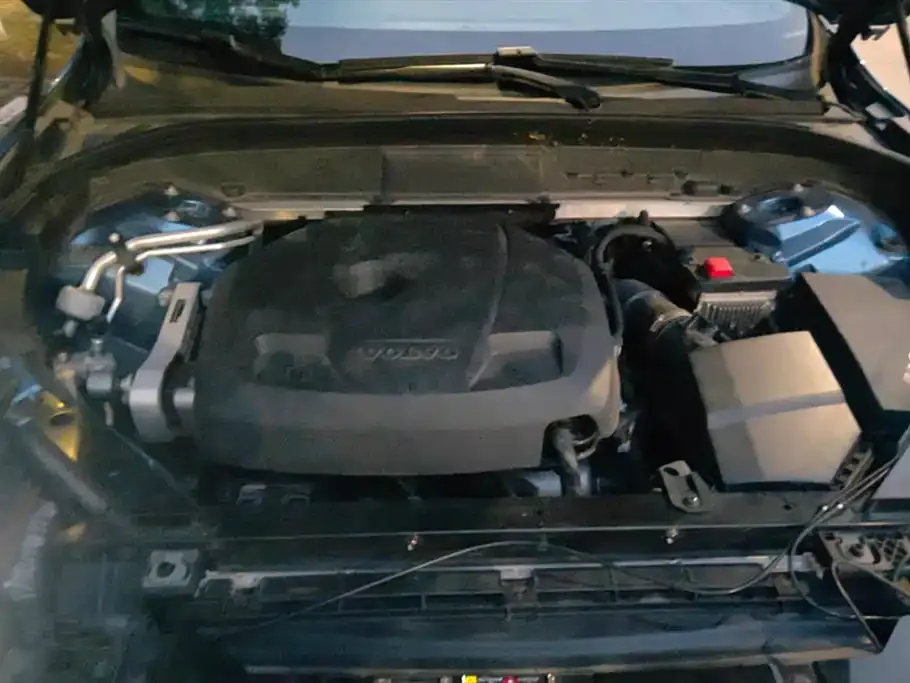 Volvo XC60 2021 из CN, фото 10