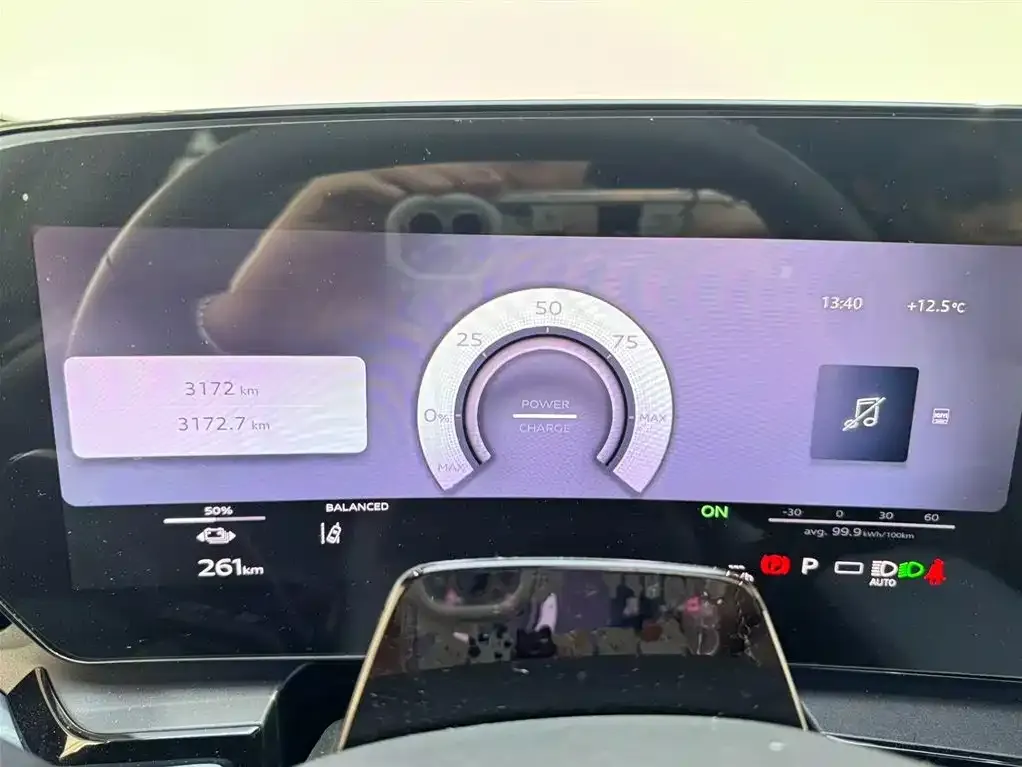 Audi Q6L Sportback e-tron 2025 из CN, фото 8