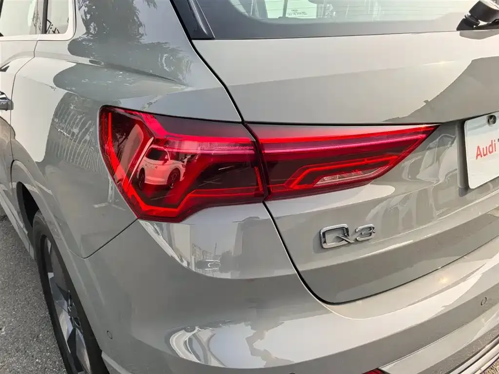 Audi Q3 2023 из CN, фото 10