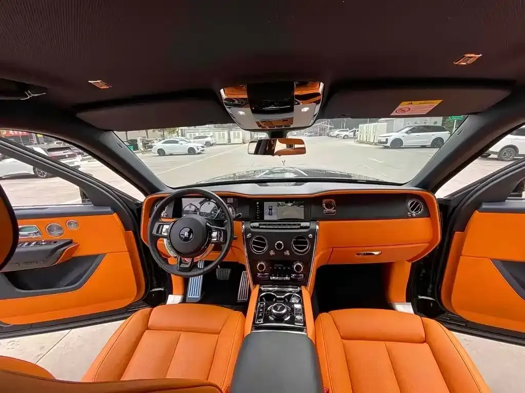Rolls-Royce Cullinan 2023 из CN, фото 4