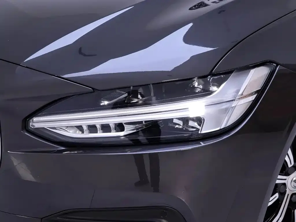 Volvo S90 2021 из CN, фото 3