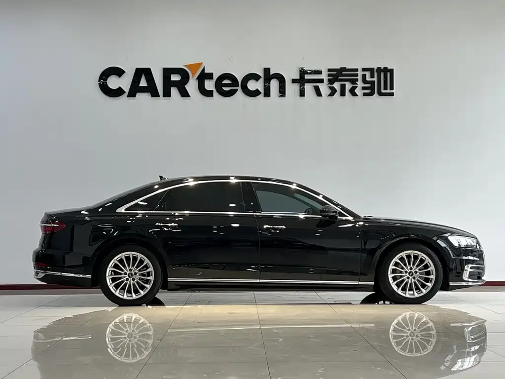 Audi A8 2021 из CN, фото 5