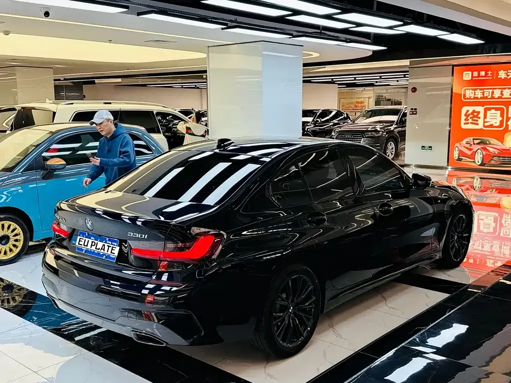 BMW 3 Series 2022 из CN, фото 10