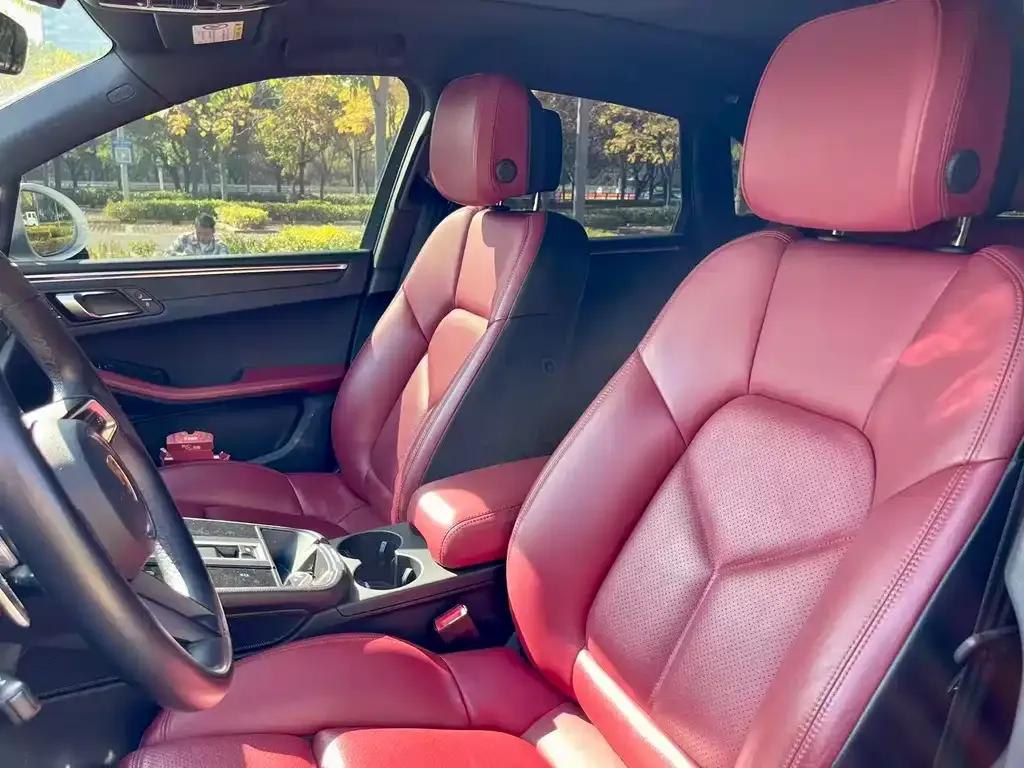 Porsche Macan 2023 из CN, фото 2