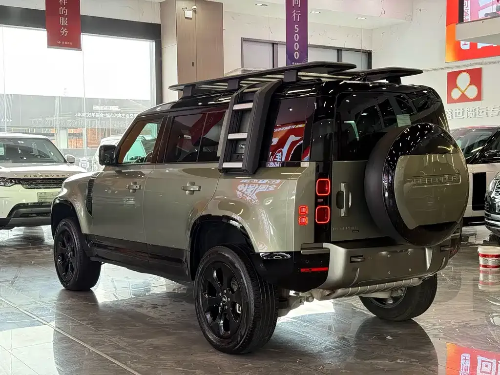 Land Rover Defender — фото 5