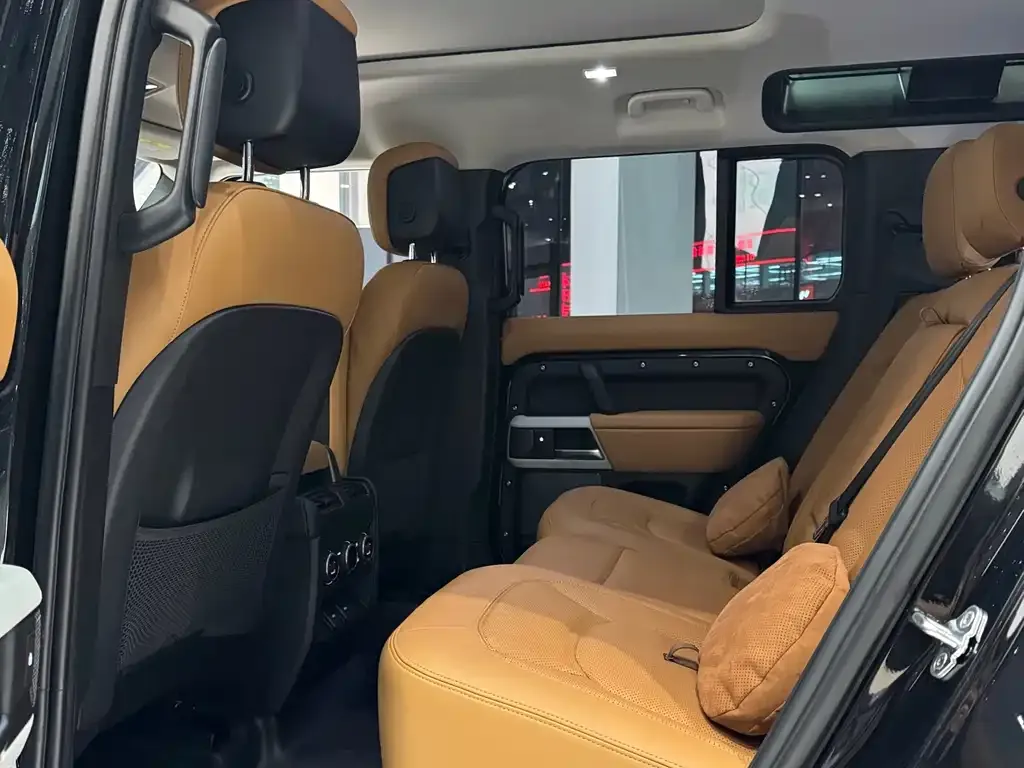 Land Rover Defender 2024 из CN, фото 7