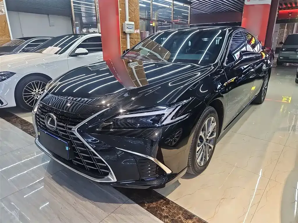 Lexus ES 2025 из CN, фото 6