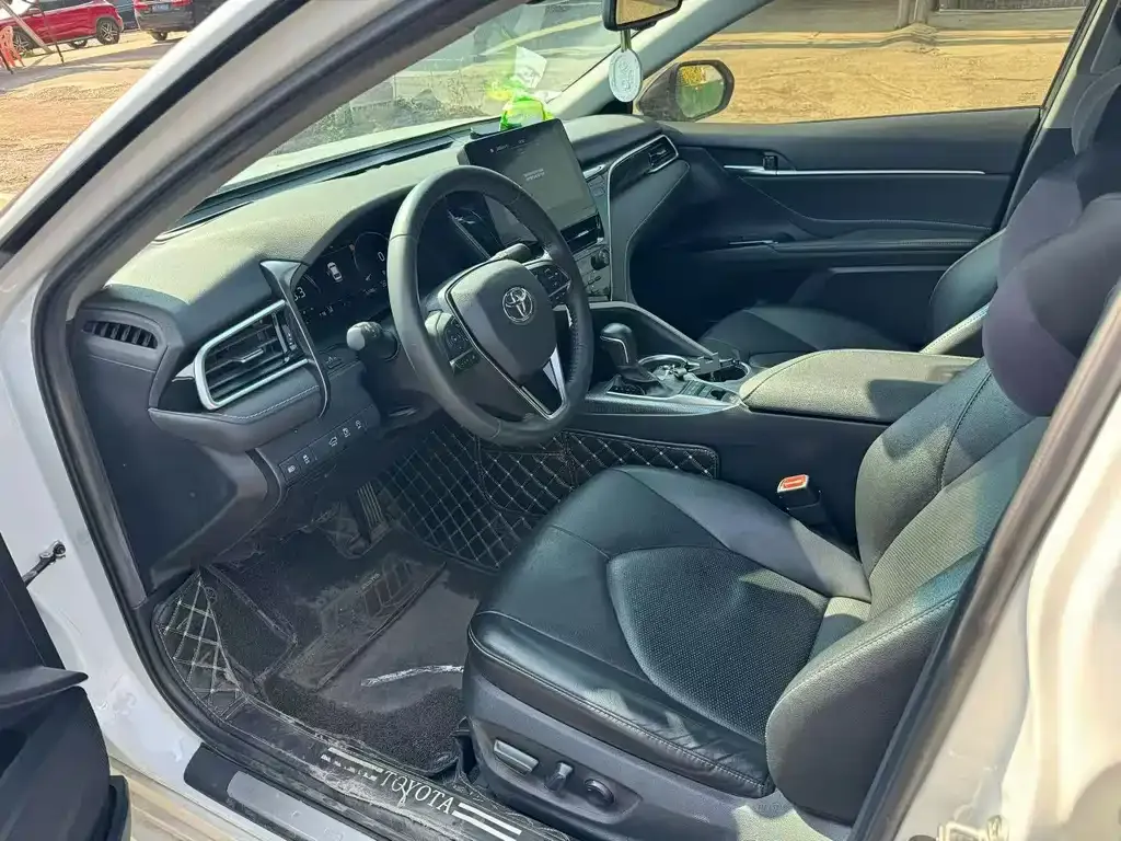 Toyota Camry 2022 из CN, фото 8
