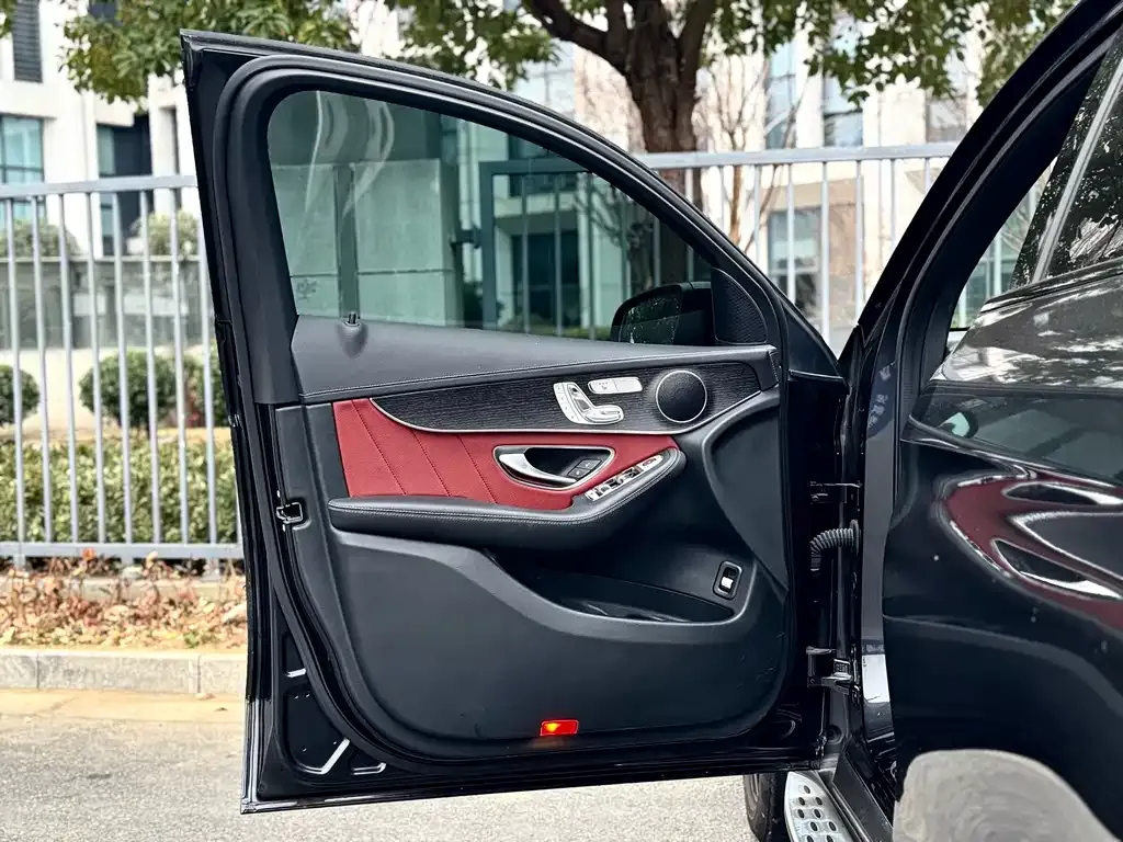 Mercedes-Benz GLC Coupe 2021 из CN, фото 6