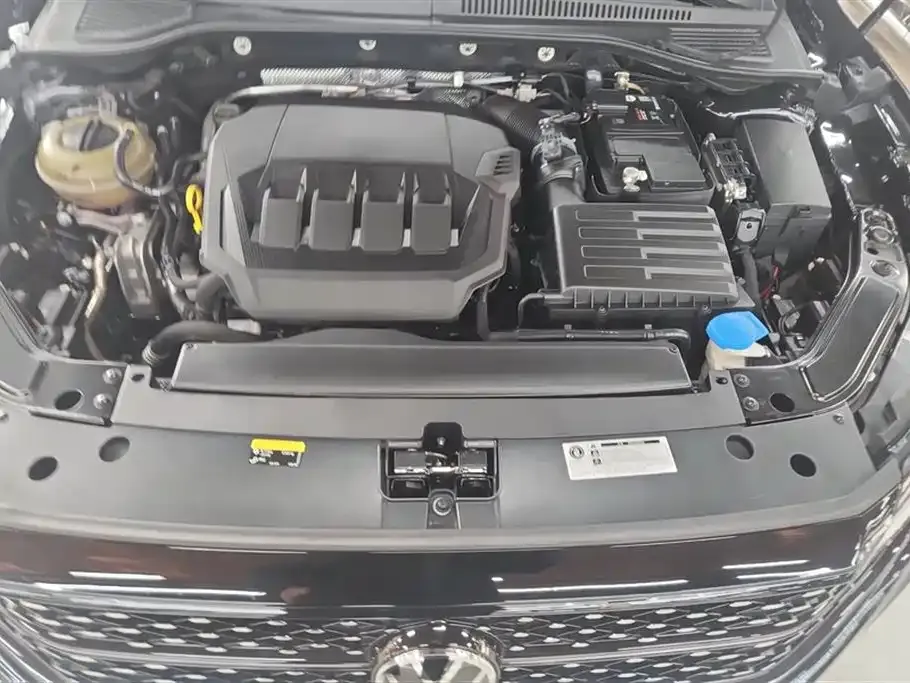 Volkswagen Passat 2022 из CN, фото 2