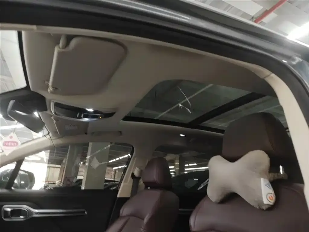 Geely Haoyue 2022 из CN, фото 2