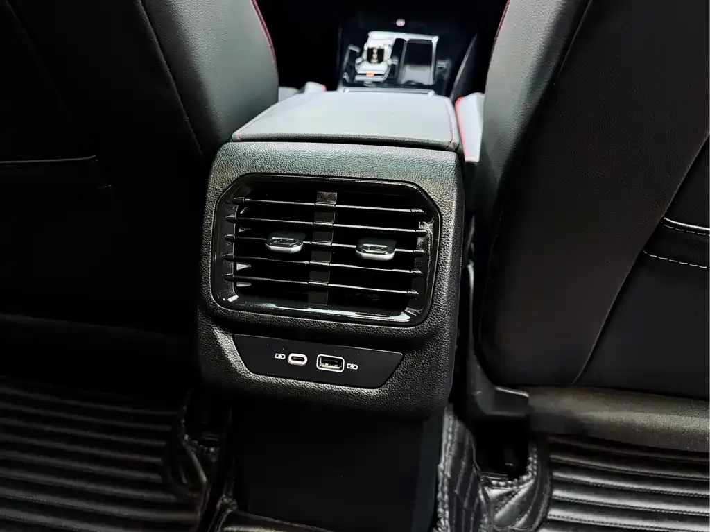 Volkswagen Lamando 2022 из CN, фото 6