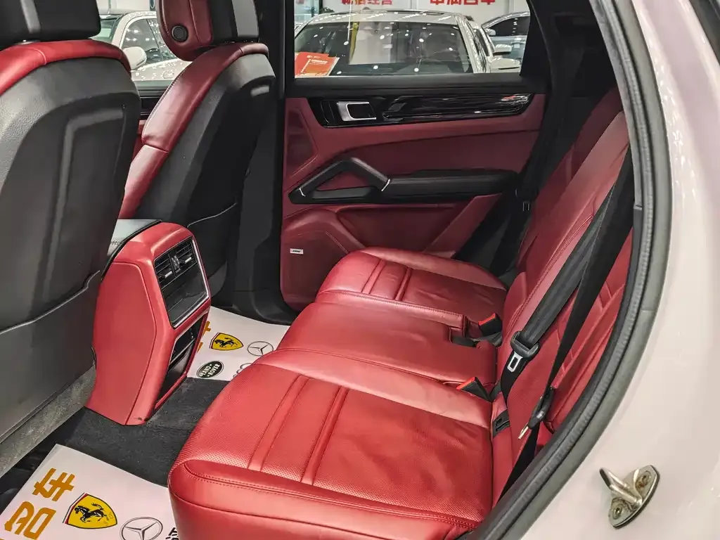 Porsche Cayenne 2021 из CN, фото 3