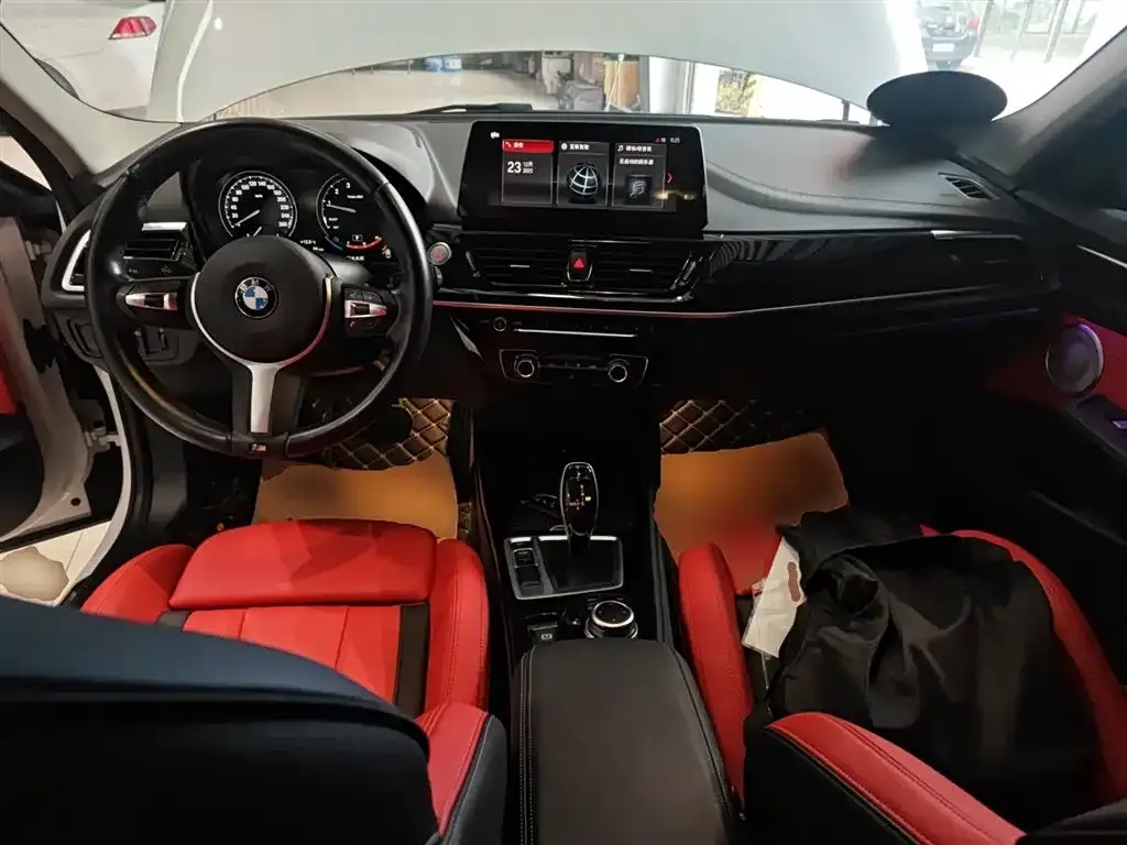 BMW 1 Series 2022 из CN, фото 8