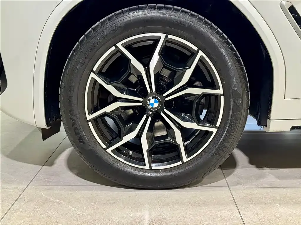 BMW X3 — фото 3