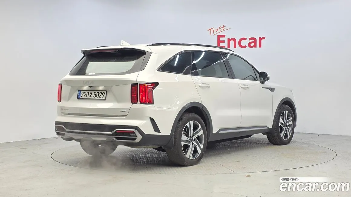 Kia Sorento 2023 из KR, фото 2