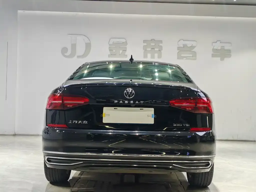 Volkswagen Passat 2021 из CN, фото 4