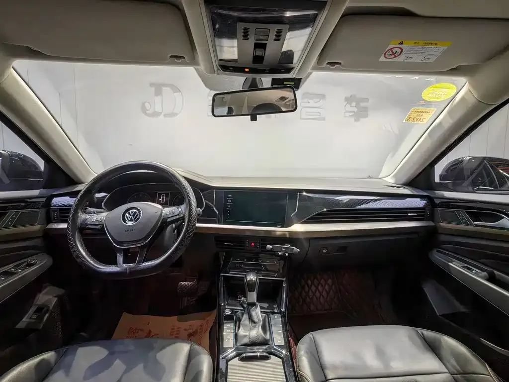 Volkswagen Passat 2021 из CN, фото 2
