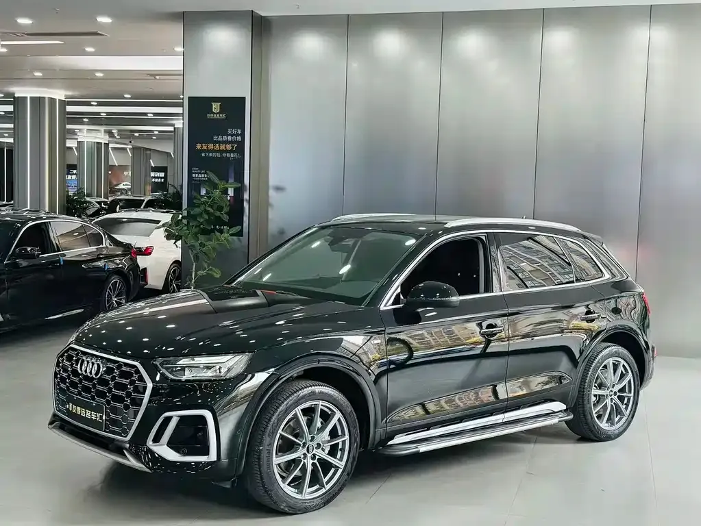 Audi Q5L 2022 из CN, фото 1
