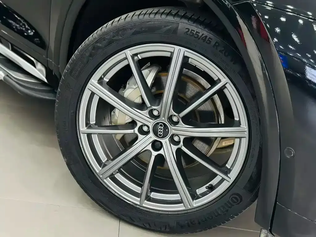 Audi Q5L 2022 из CN, фото 8