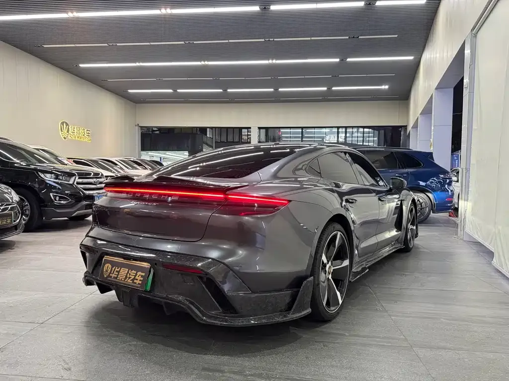 Porsche Taycan 2021 из CN, фото 7