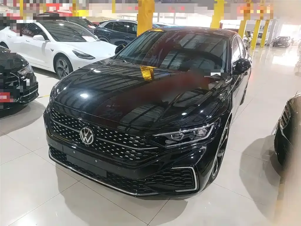 Volkswagen Passat 2024 из CN, фото 1