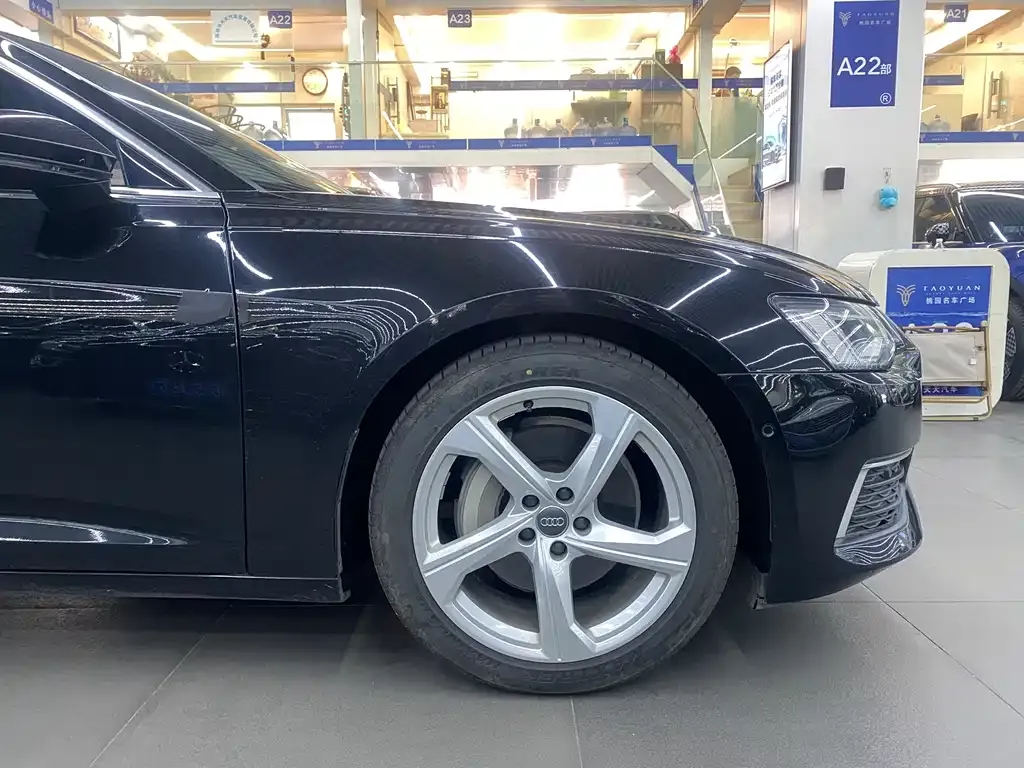 Audi A6L 2021 из CN, фото 8