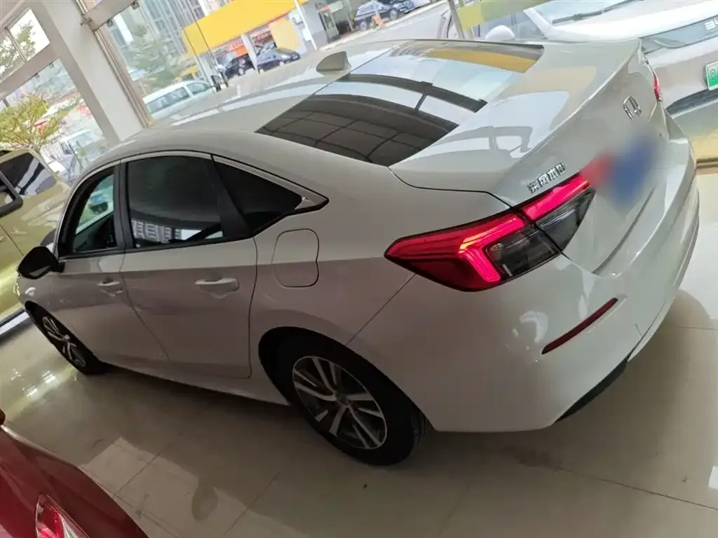 Honda Civic 2023 из CN, фото 10