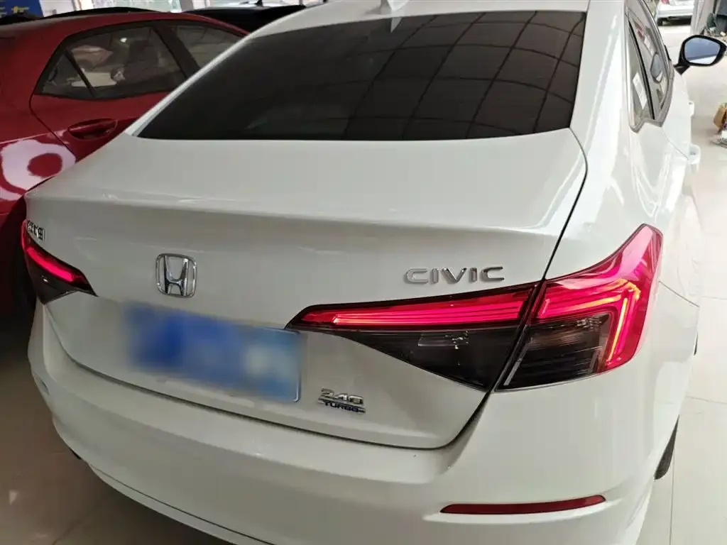 Honda Civic 2023 из CN, фото 2