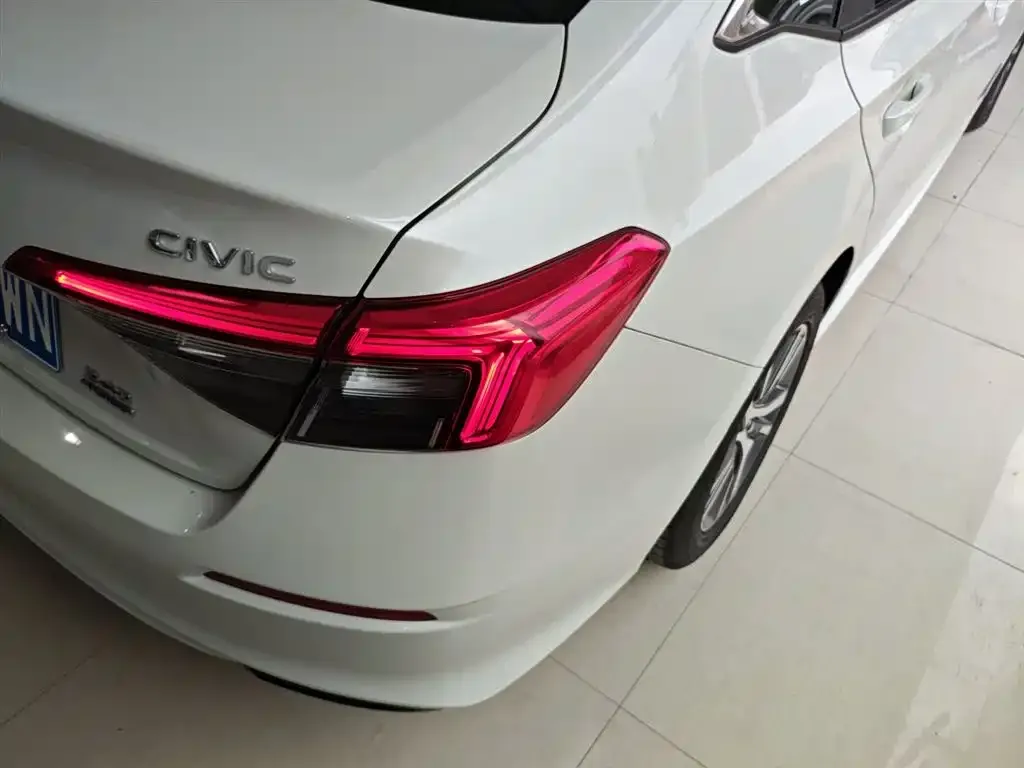 Honda Civic 2023 из CN, фото 4