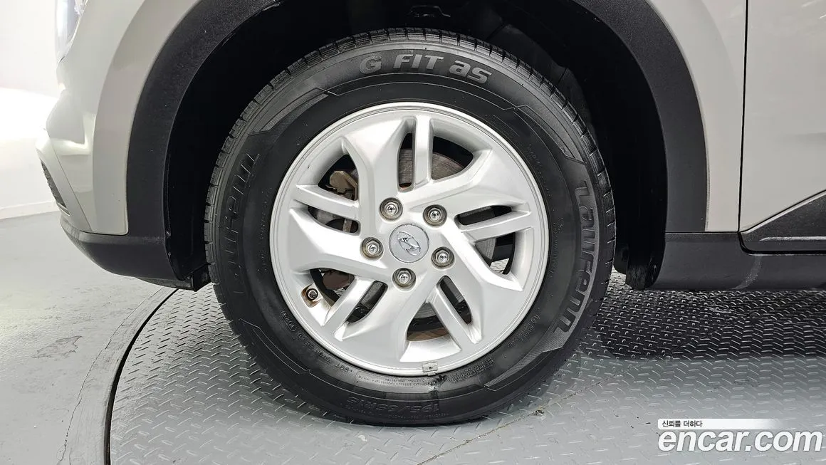 Hyundai Venue 2021 из KR, фото 8
