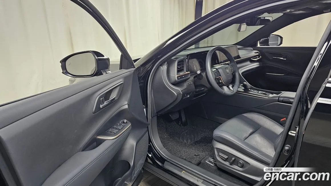 Toyota Crown 2023 из KR, фото 8