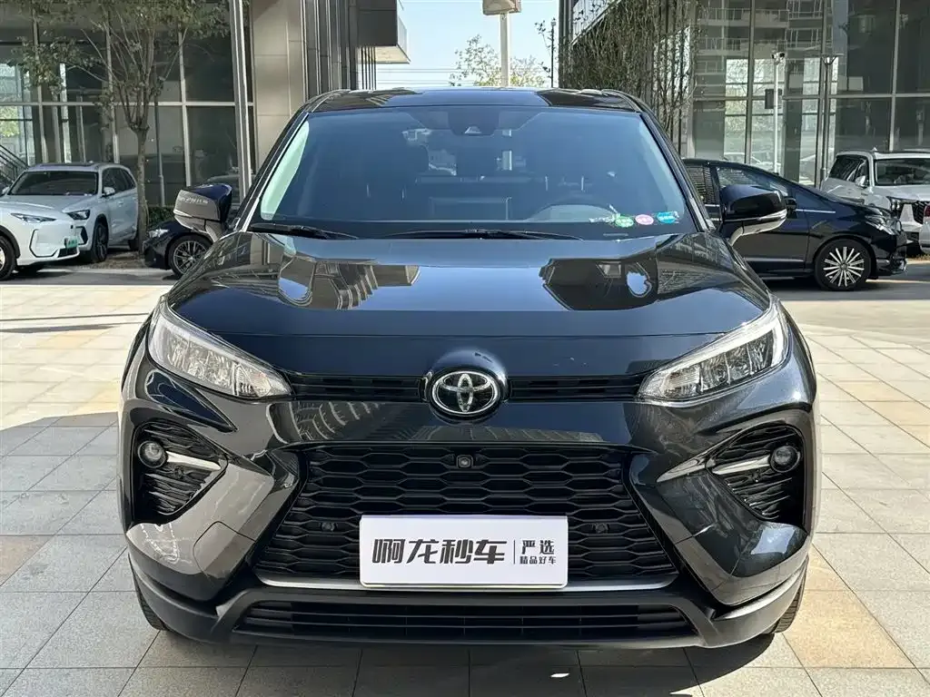 Toyota Wildlander 2023 из CN, фото 2