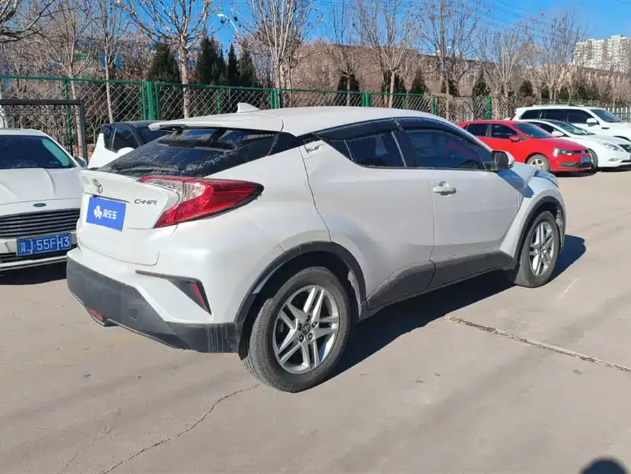 Toyota C-HR 2022 из CN, фото 5