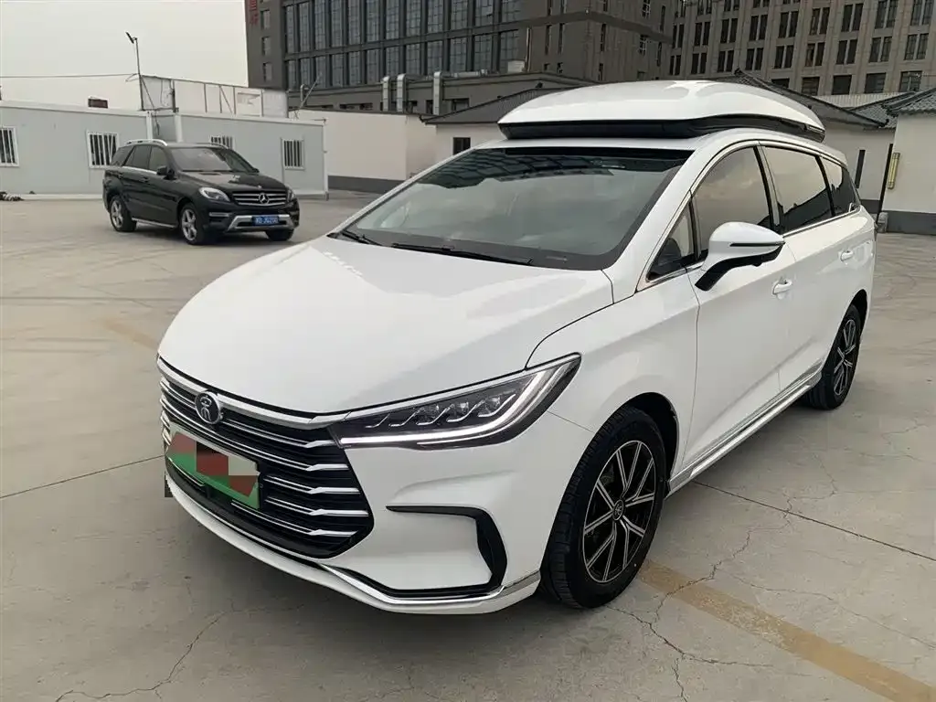 BYD MAX New Energy 2022 из CN, фото 1