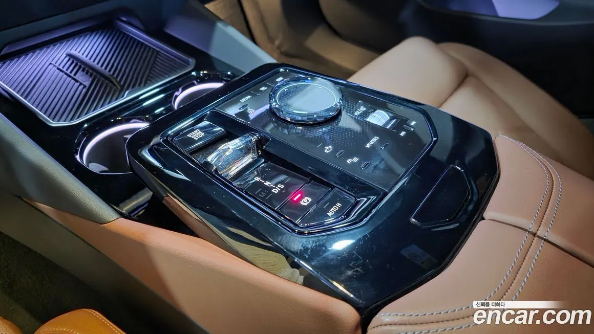 BMW 5-Series 2025 из KR, фото 9