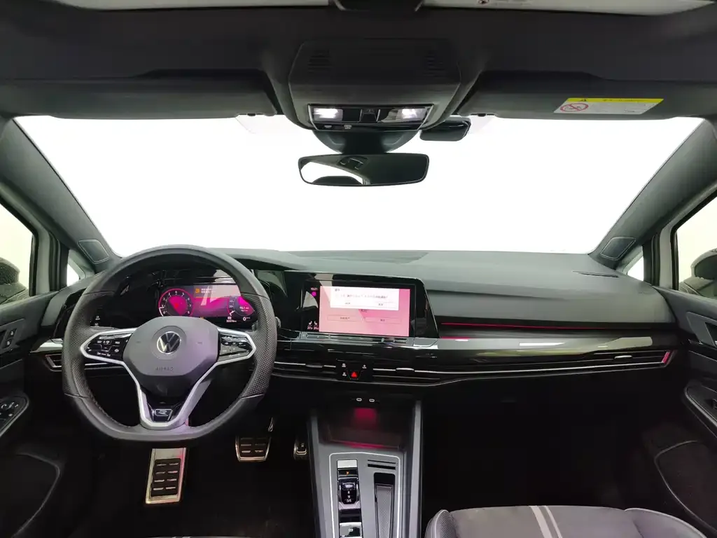 Volkswagen Golf 2022 из CN, фото 7