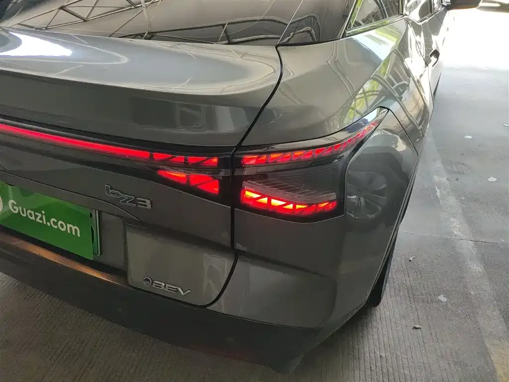 Toyota bZ3 2023 из CN, фото 8