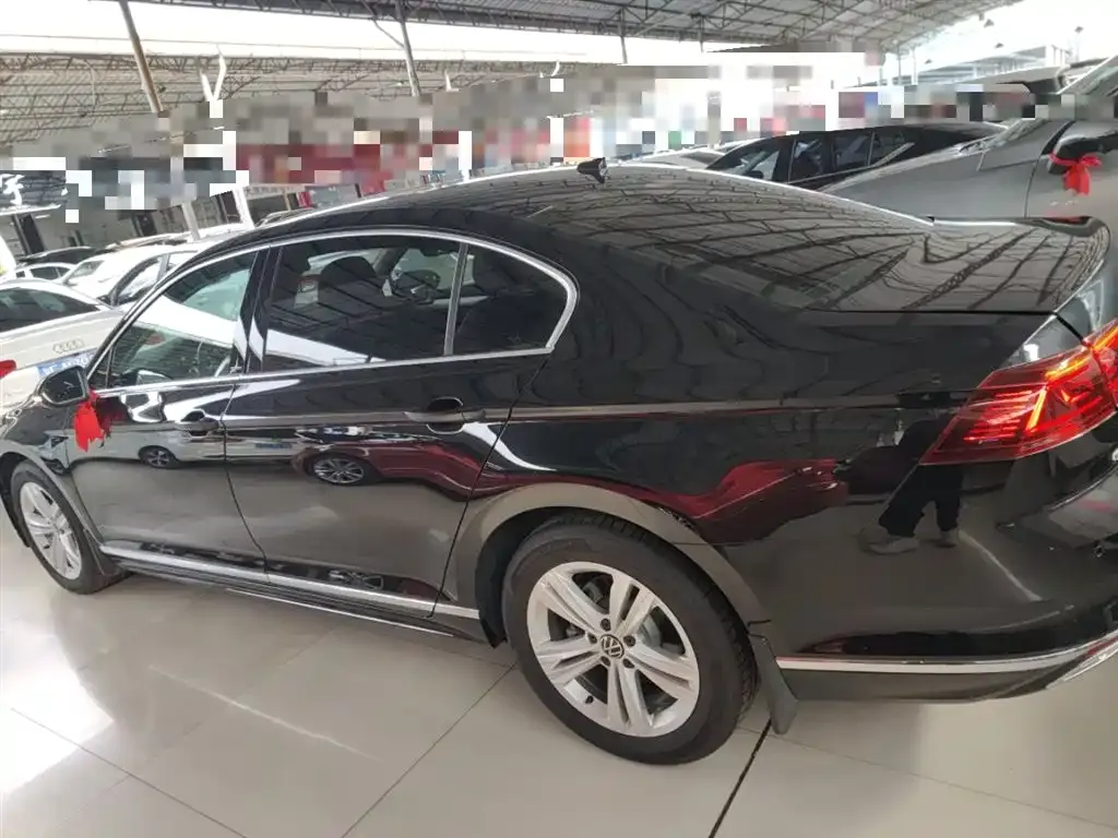 Volkswagen Magotan 2024 из CN, фото 5