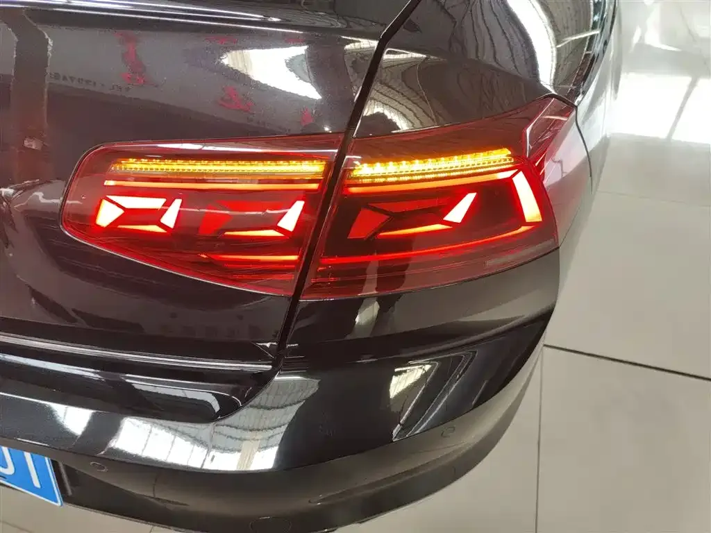 Volkswagen Magotan 2024 из CN, фото 8