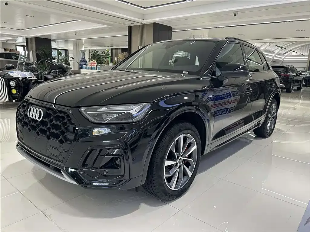 Audi Q5L 2025 из CN, фото 1