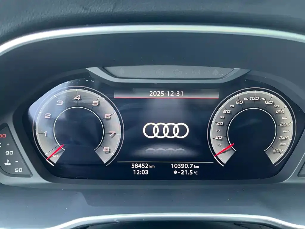 Audi Q3 2022 из CN, фото 8