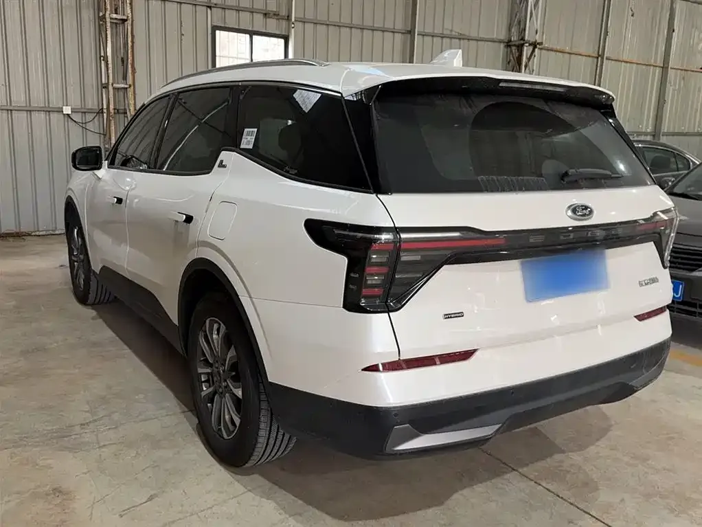 Ford Edge 2023 из CN, фото 7