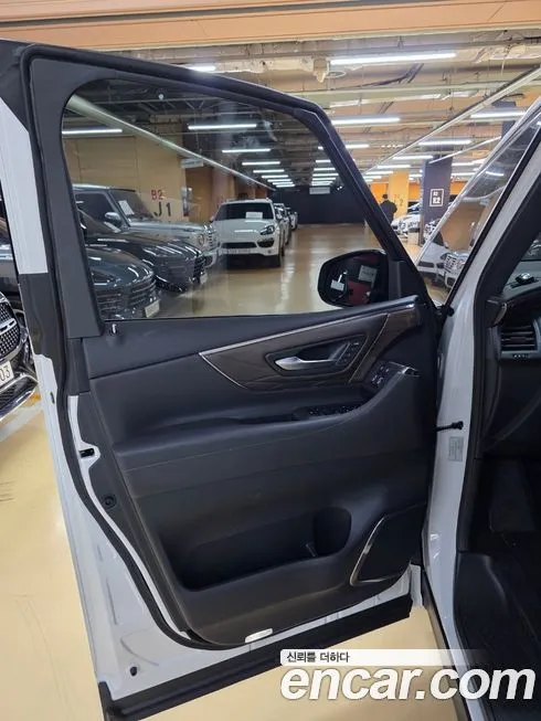 Toyota Alphard 2024 из KR, фото 10