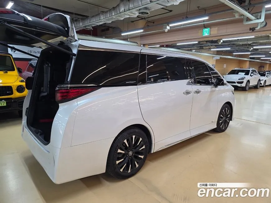 Toyota Alphard 2024 из KR, фото 4